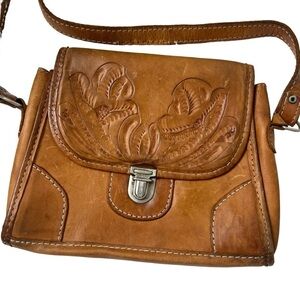 Vintage 3D Tooled Leather Mexico ? Bucket Handbag Boho, Southwestern READ